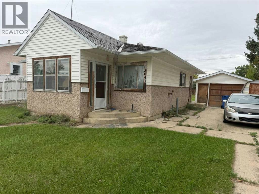 5043 41 Avenue, Taber, AB, T1G 1A5