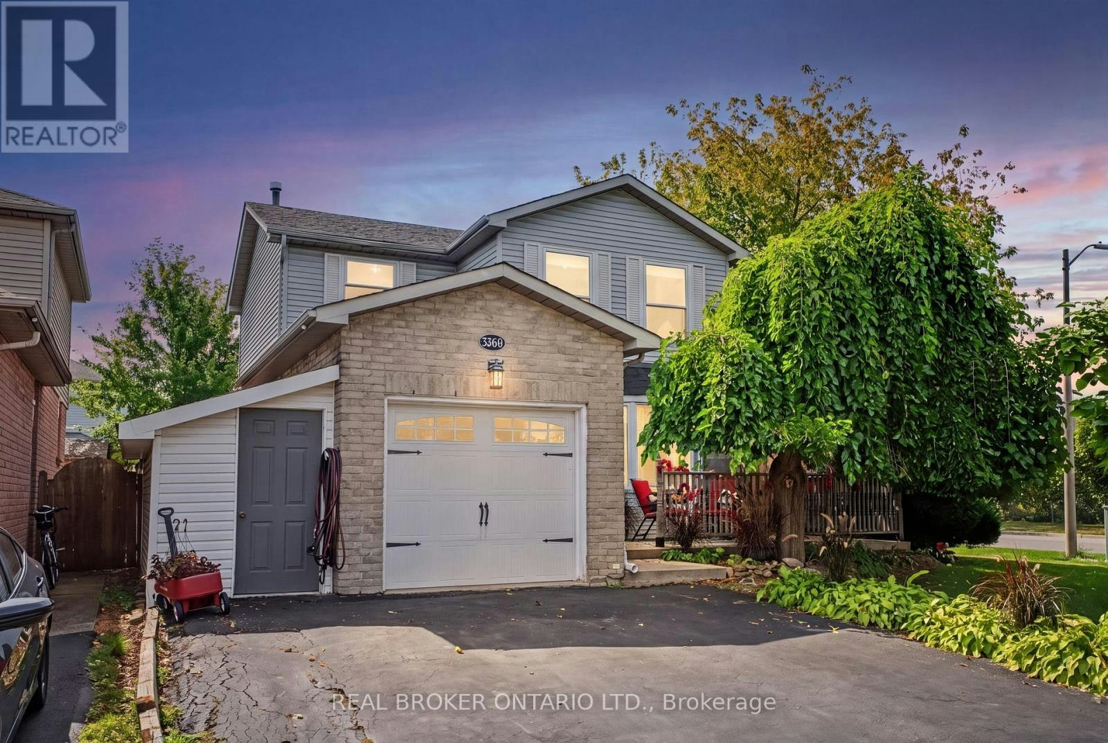 3260 Woodcroft Crescent, Burlington, ON, L7M 3K9