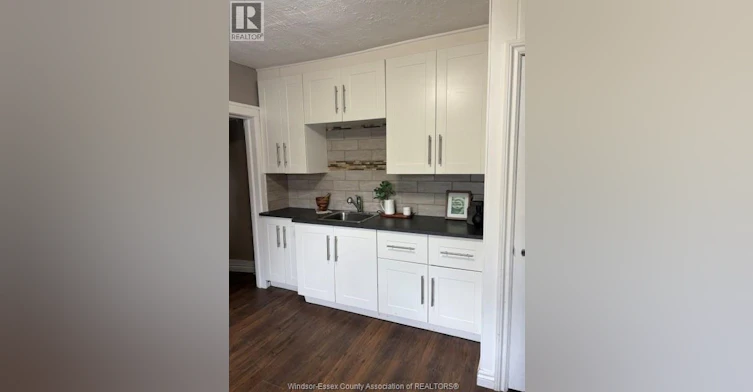 1304 Bedell, Tecumseh, ON, N8N 2A7 - 8