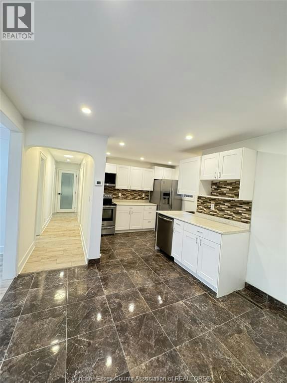 A-2509 Rossini Boulevard, Windsor, ON, N8W 4R2 - 4