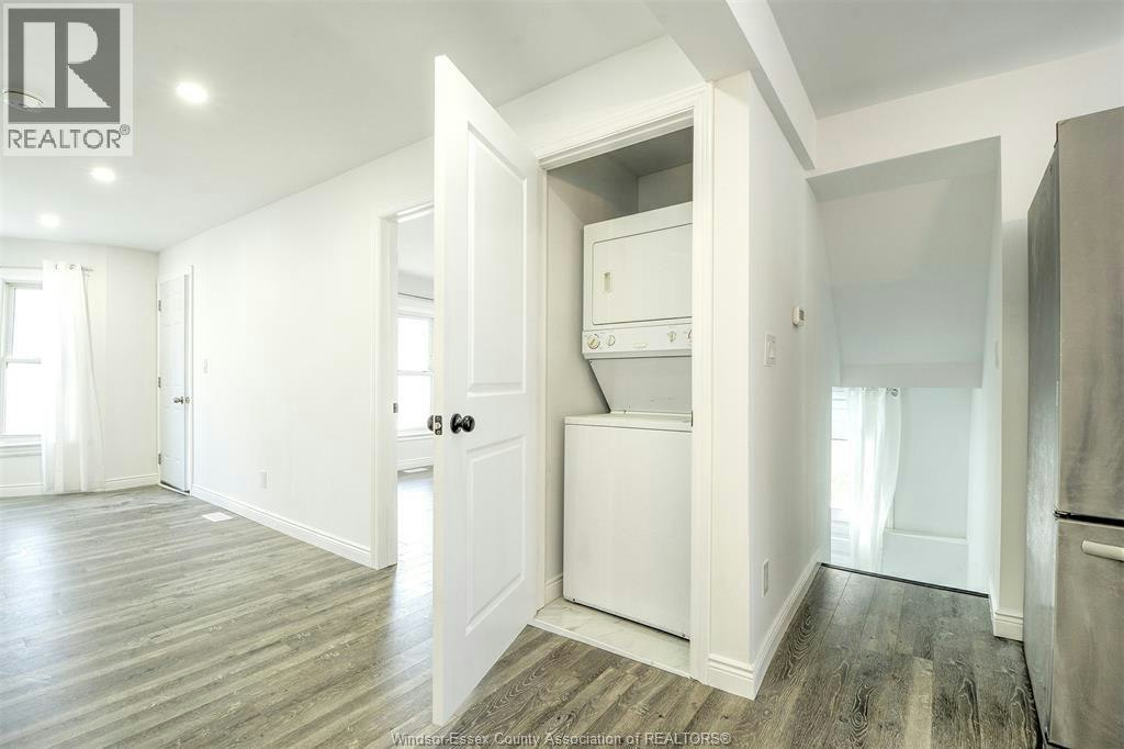 LOWER-3076 Sandwich, Windsor, ON, N9C 1A4 - 12