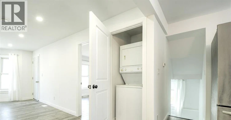 LOWER-3076 Sandwich, Windsor, ON, N9C 1A4 - 12