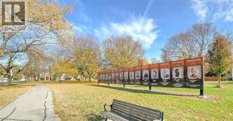 LOWER-3076 Sandwich, Windsor, ON, N9C 1A4 - 23