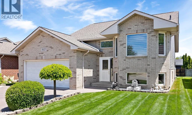 1622 Clover