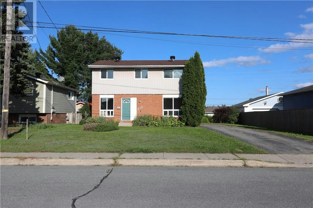 316 Catherine Drive, Greater Sudbury, ON, P3L 1G7