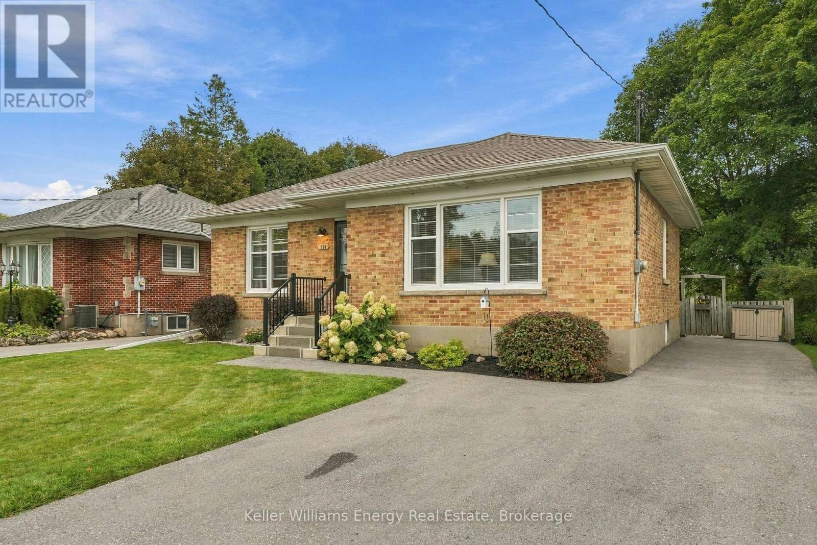 699 Grierson Street, Oshawa, ON, L1G 5J6