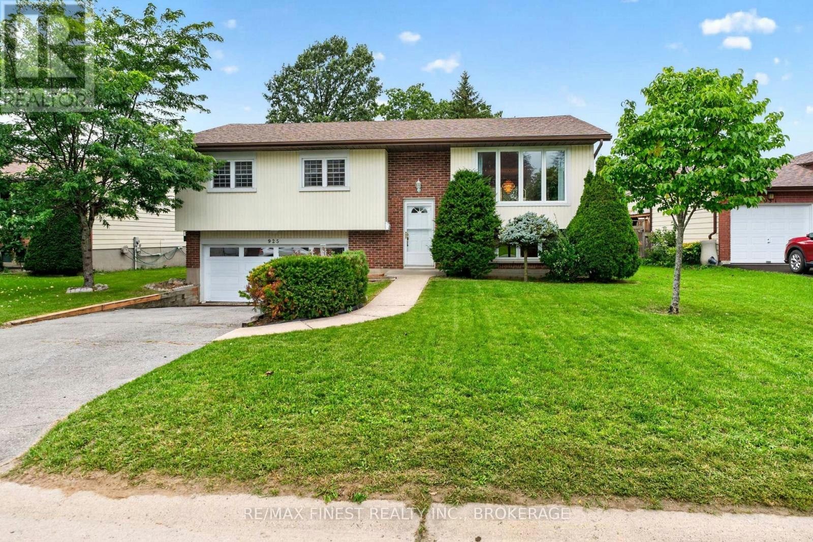 925 Kenshaw Street, Kingston, ON, K7P 1L8