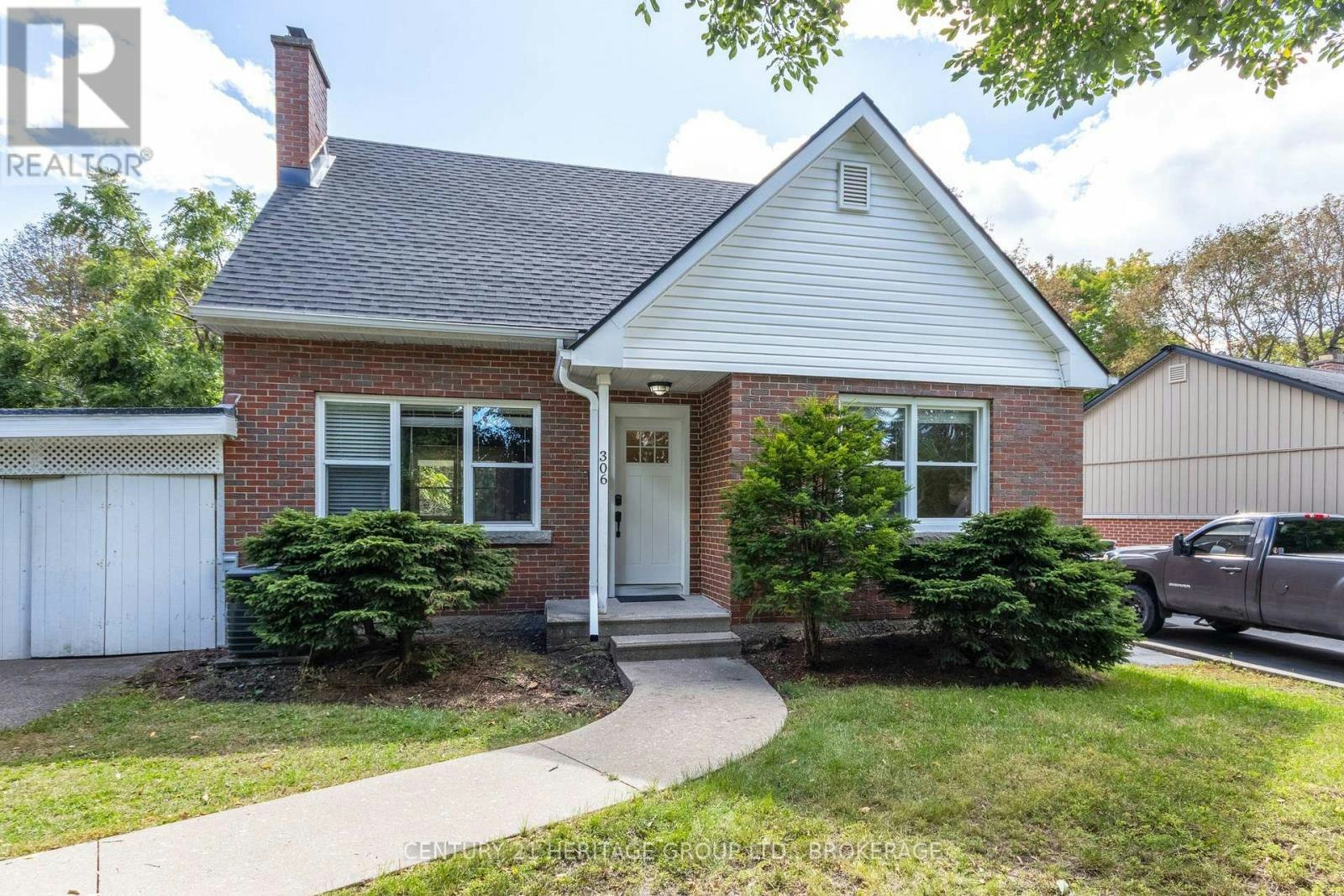 306 Glengarry Road, Kingston, ON, K7M 3J9