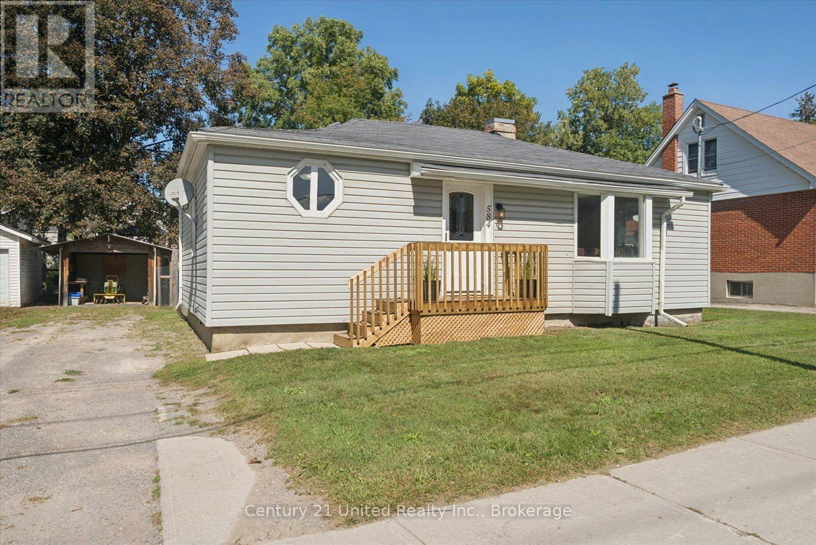 584 Wolfe Street, Peterborough, ON, K9J 2L8