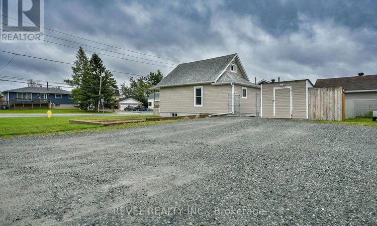 583 Maclean Drive