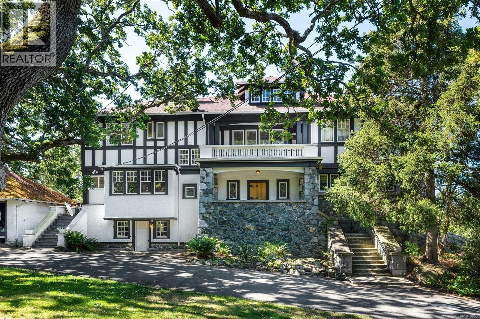 515 Foul Bay Road, Victoria, BC, V8S 4G9