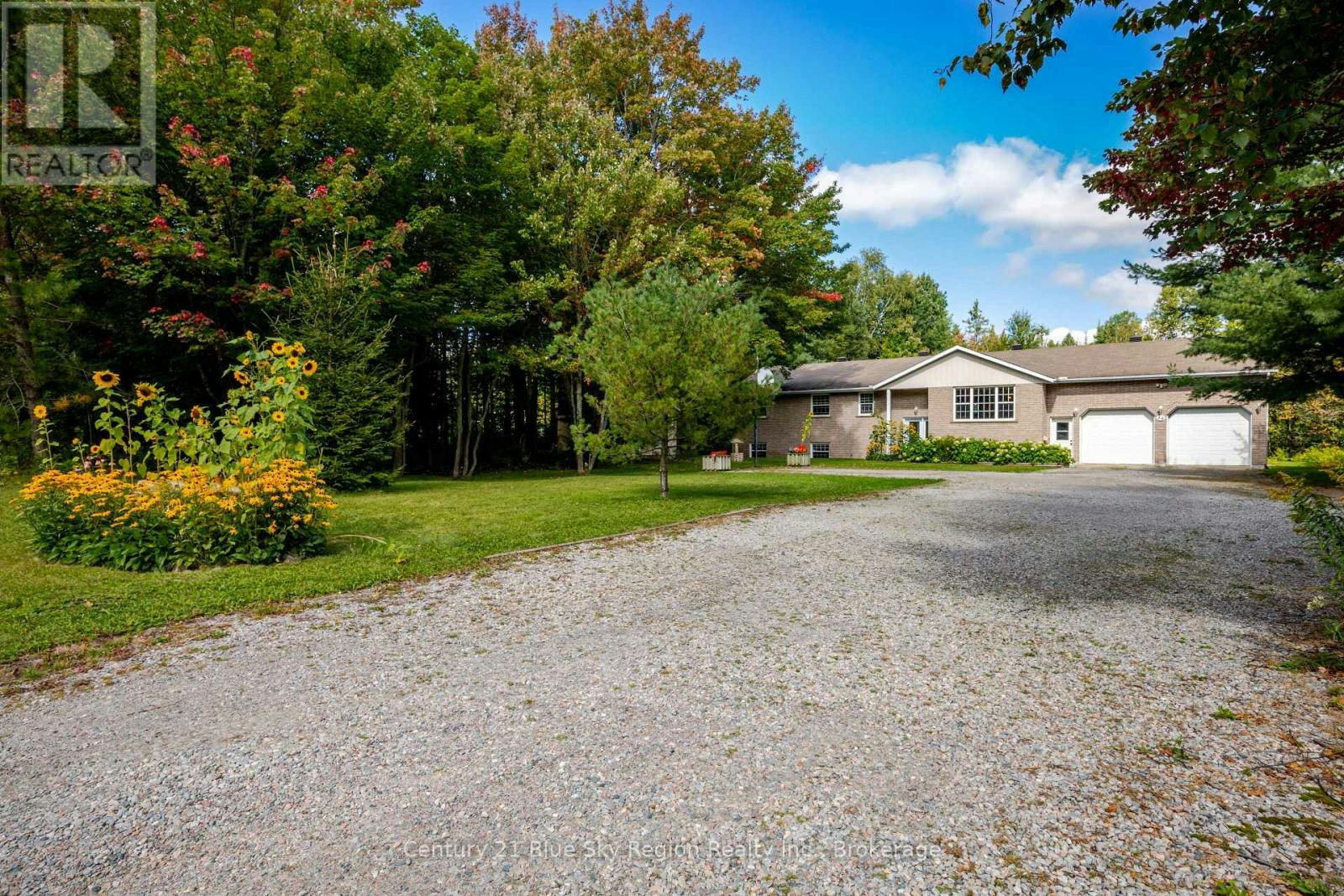 44 Springdale Drive, North Bay, ON, P1B 8G2