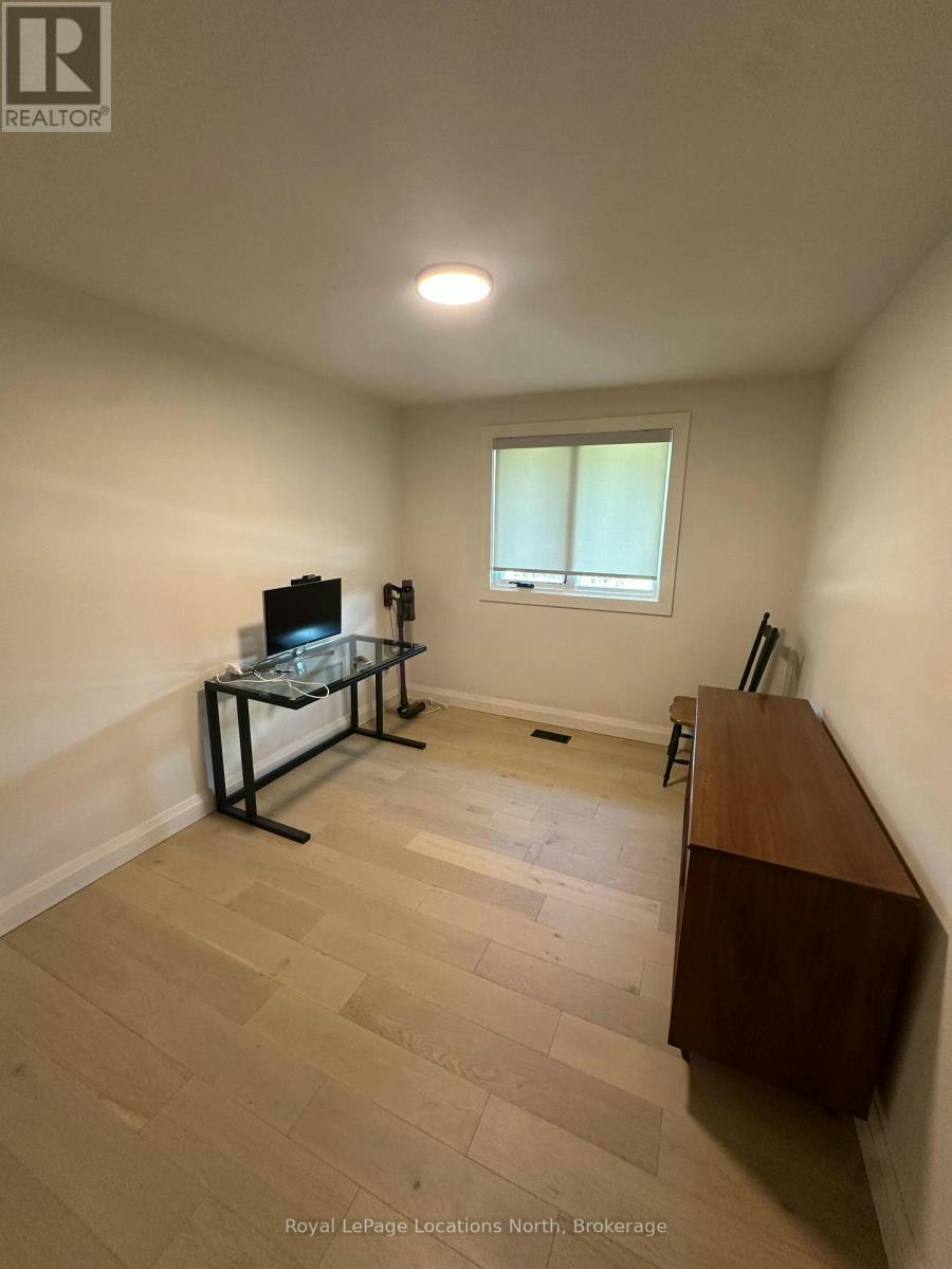 642 Oak Street, Collingwood, ON, L9Y 2Z8 - 9