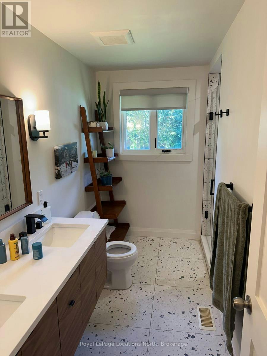 642 Oak Street, Collingwood, ON, L9Y 2Z8 - 10