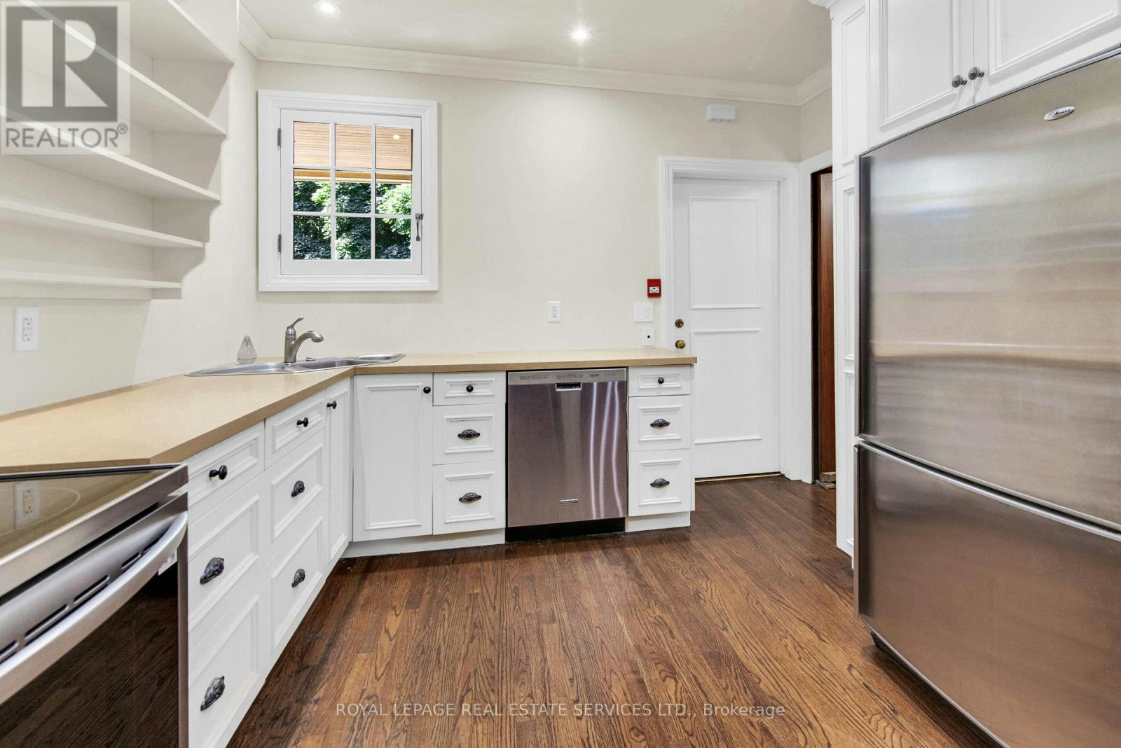 2ND FLOOR-113 Chaplin Crescent, Toronto, ON, M5P 1A6 - 12