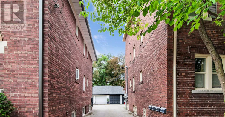 2ND FLOOR-113 Chaplin Crescent, Toronto, ON, M5P 1A6 - 36