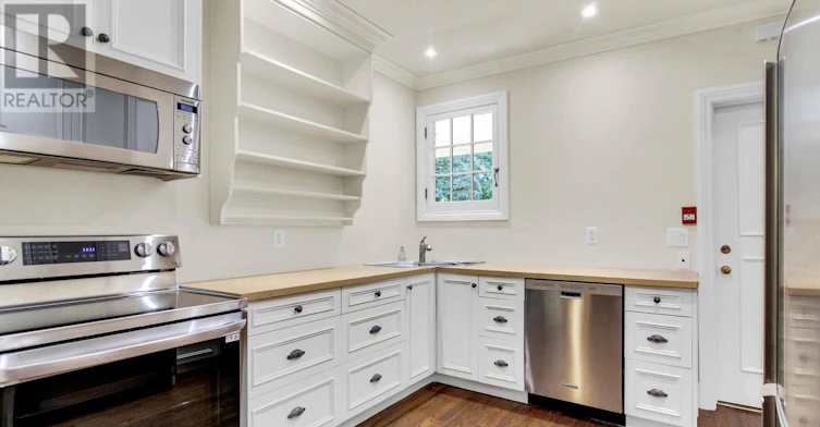 2ND FLOOR-113 Chaplin Crescent, Toronto, ON, M5P 1A6 - 13