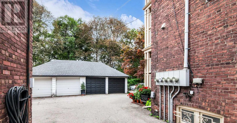 2ND FLOOR-113 Chaplin Crescent, Toronto, ON, M5P 1A6 - 37
