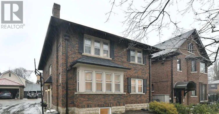 11 Rose Park Crescent, Toronto, ON, M4T 1P8