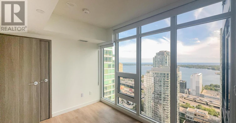 3205-1 Concord Cityplace Way, Toronto, ON, M5V 0X3 - 5