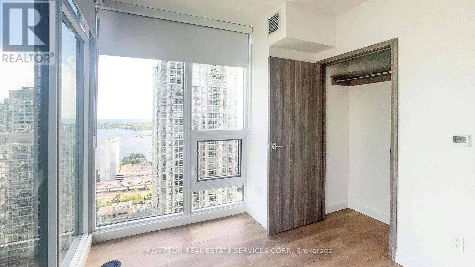 3205-1 Concord Cityplace Way, Toronto, ON, M5V 0X3 - 4