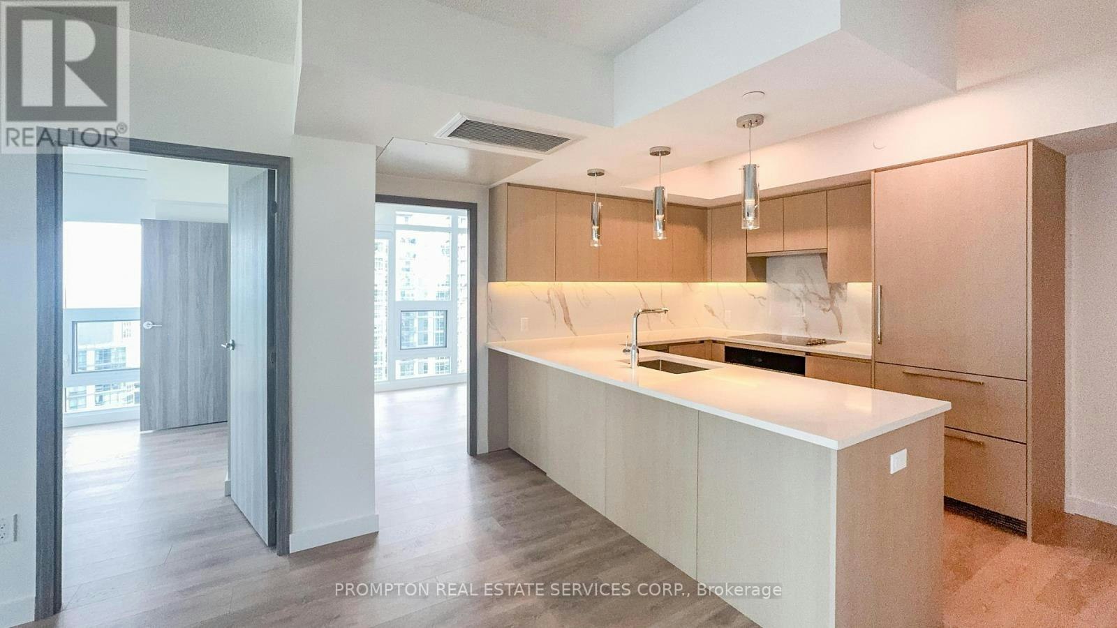 3205-1 Concord Cityplace Way, Toronto, ON, M5V 0X3 - 2