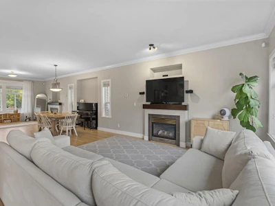 6679 193 Street - 3