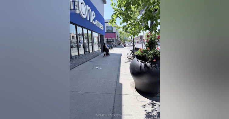 2-611 Danforth Avenue, Toronto, ON, M4K 1R2 - 12
