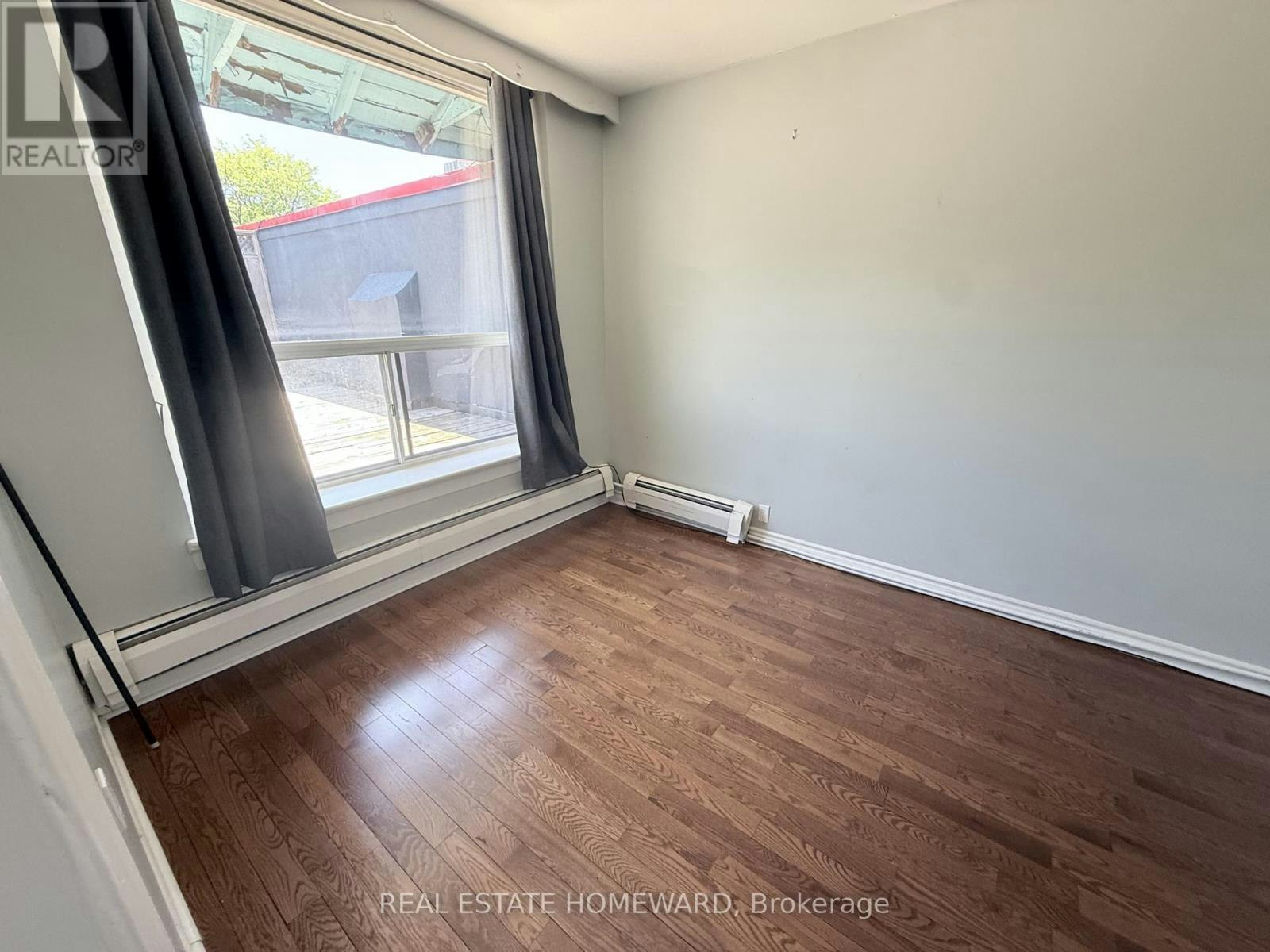 2-611 Danforth Avenue, Toronto, ON, M4K 1R2 - 3
