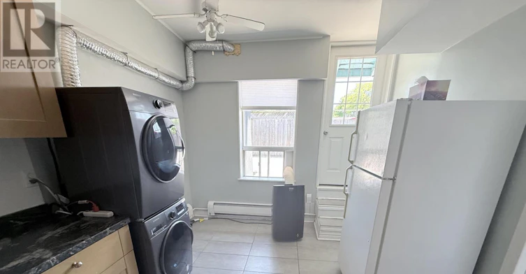 2-611 Danforth Avenue, Toronto, ON, M4K 1R2 - 8