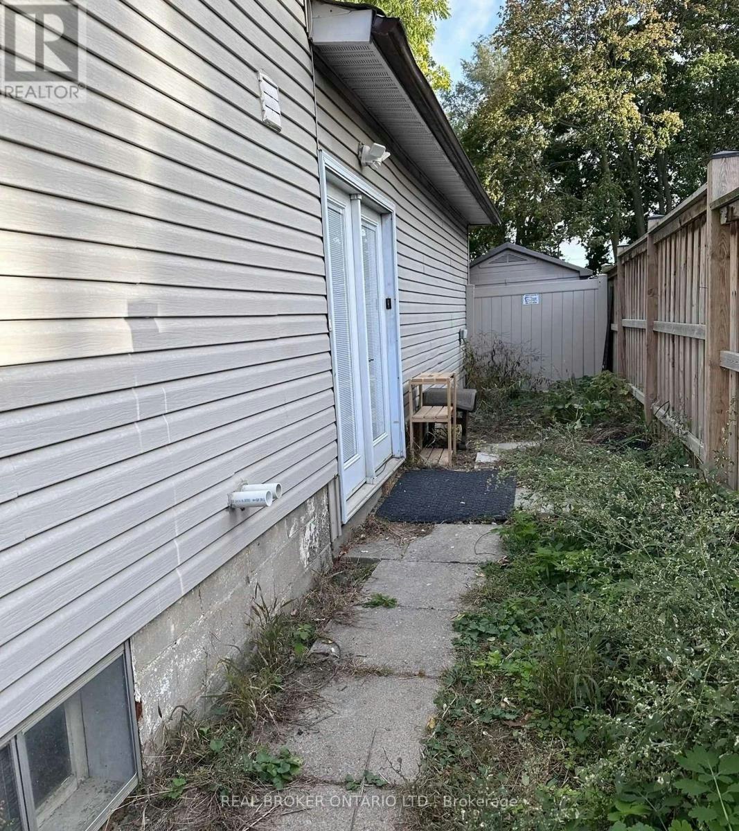 123 Henry Street, Barrie, ON, L4N 1E2 - 8