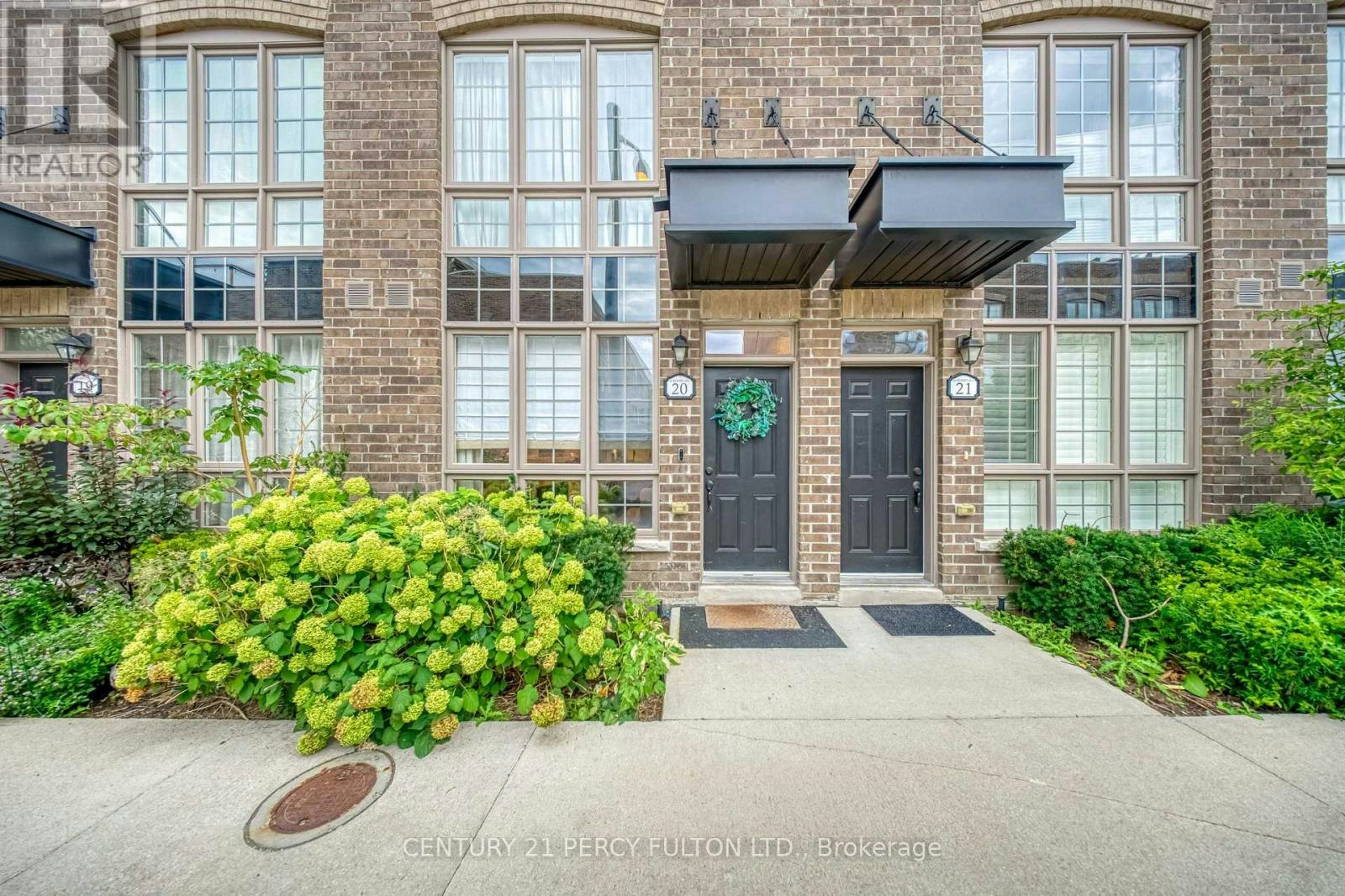 20-26 Ernest Avenue, Toronto, ON, M6P 3L8