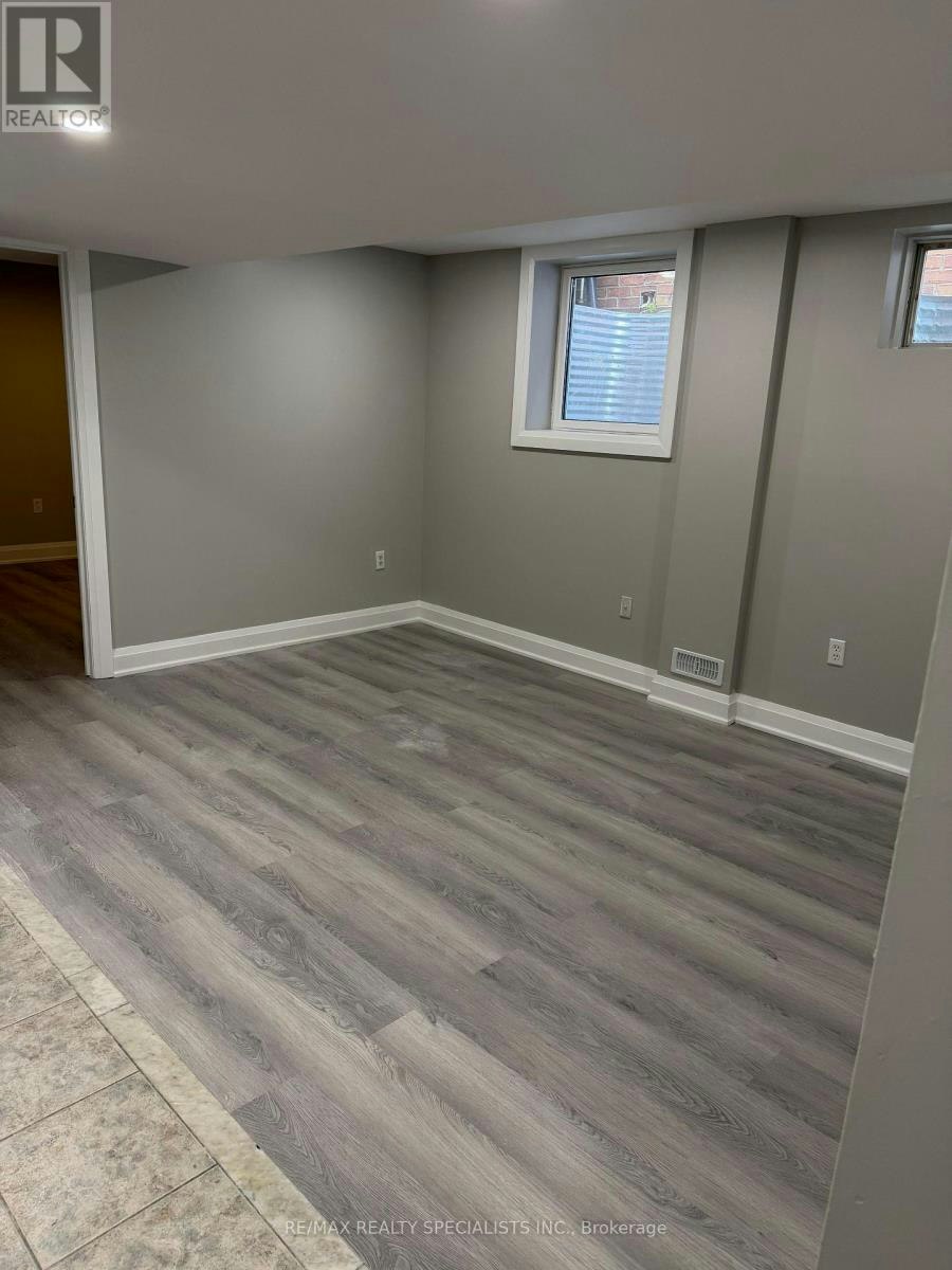 19 Mannel (Basement Crescent, Brampton, ON, L6Y 5E2 - 13