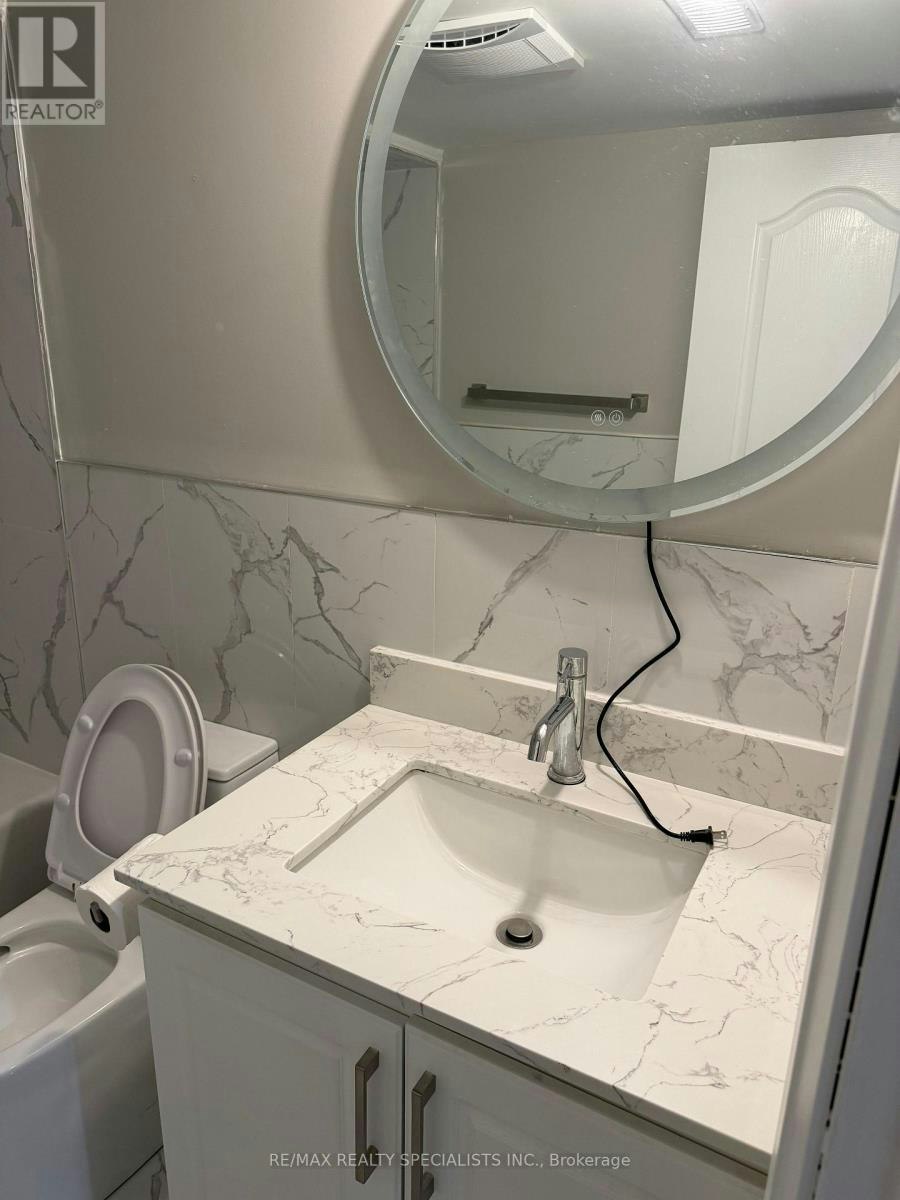 19 Mannel (Basement Crescent, Brampton, ON, L6Y 5E2 - 12