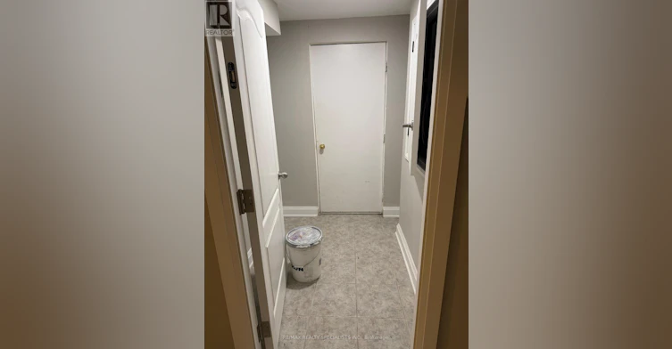 19 Mannel (Basement Crescent, Brampton, ON, L6Y 5E2