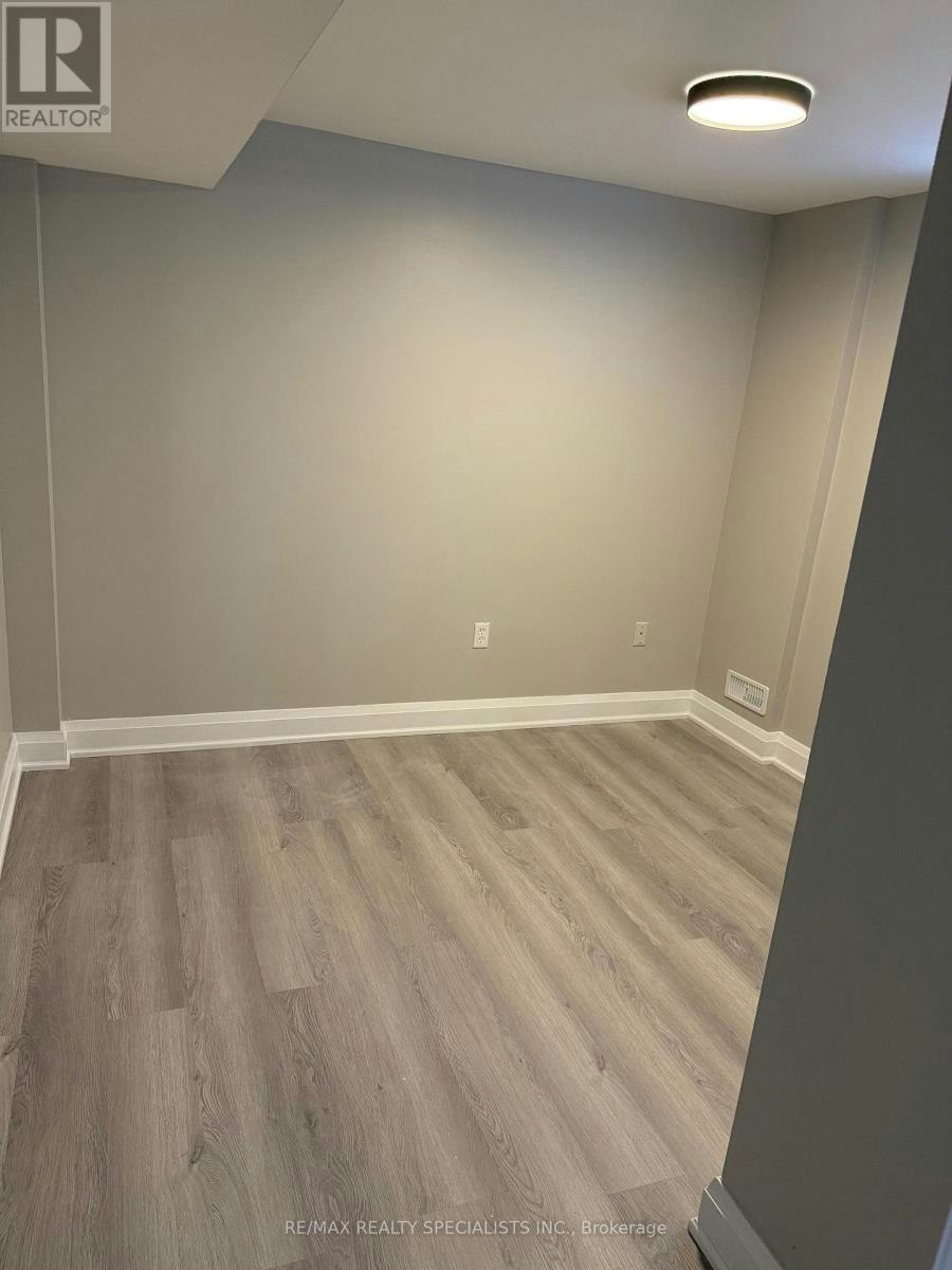 19 Mannel (Basement Crescent, Brampton, ON, L6Y 5E2 - 8