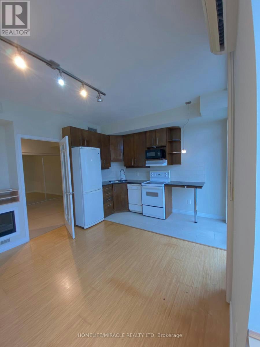 2606-3504 Hurontario Street, Mississauga, ON, L5B 0B9 - 7