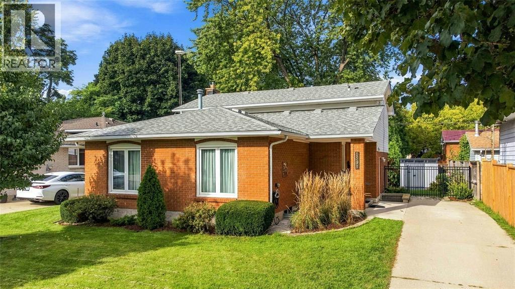 1599 Coventry Court, Sarnia, ON, N7S 3X7