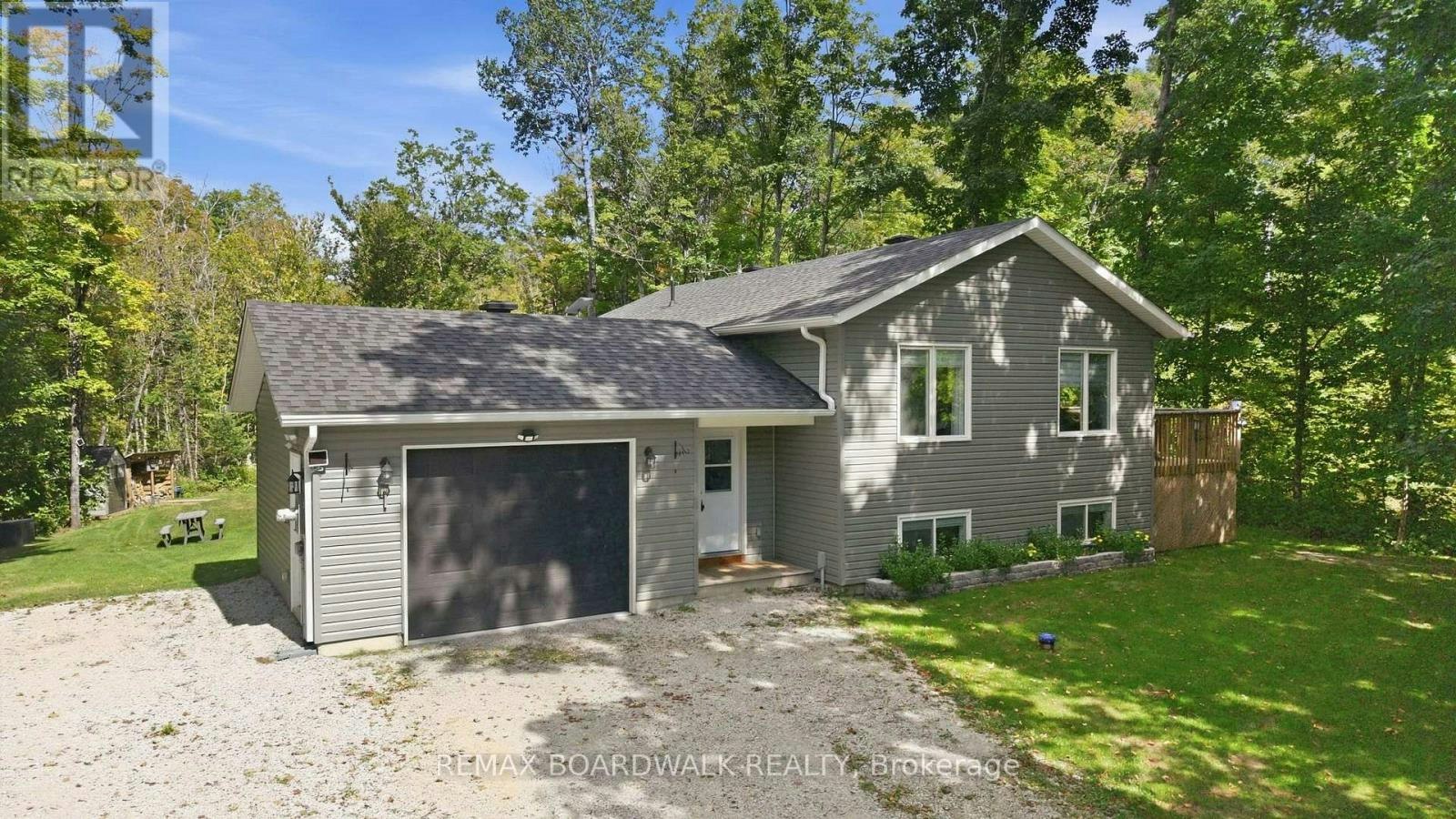 176 Maple Street, Lanark, ON, K0G 1M0