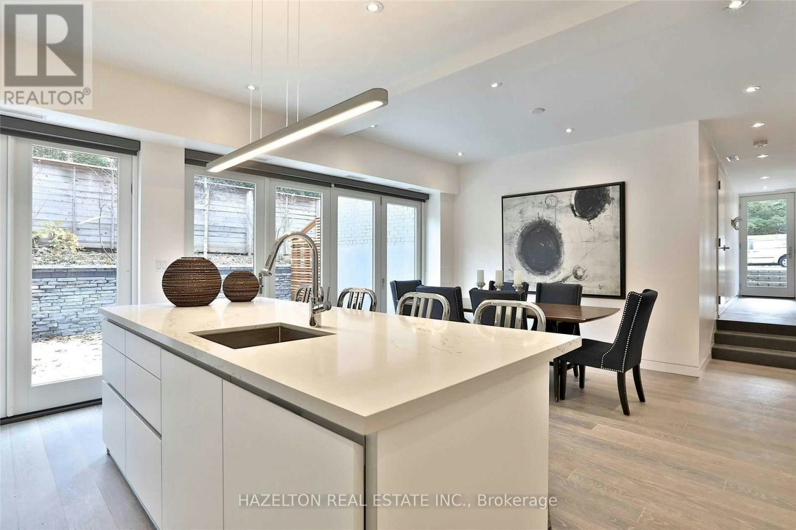 A-99 Glen Road, Toronto, ON, M4W 2V8 - 14
