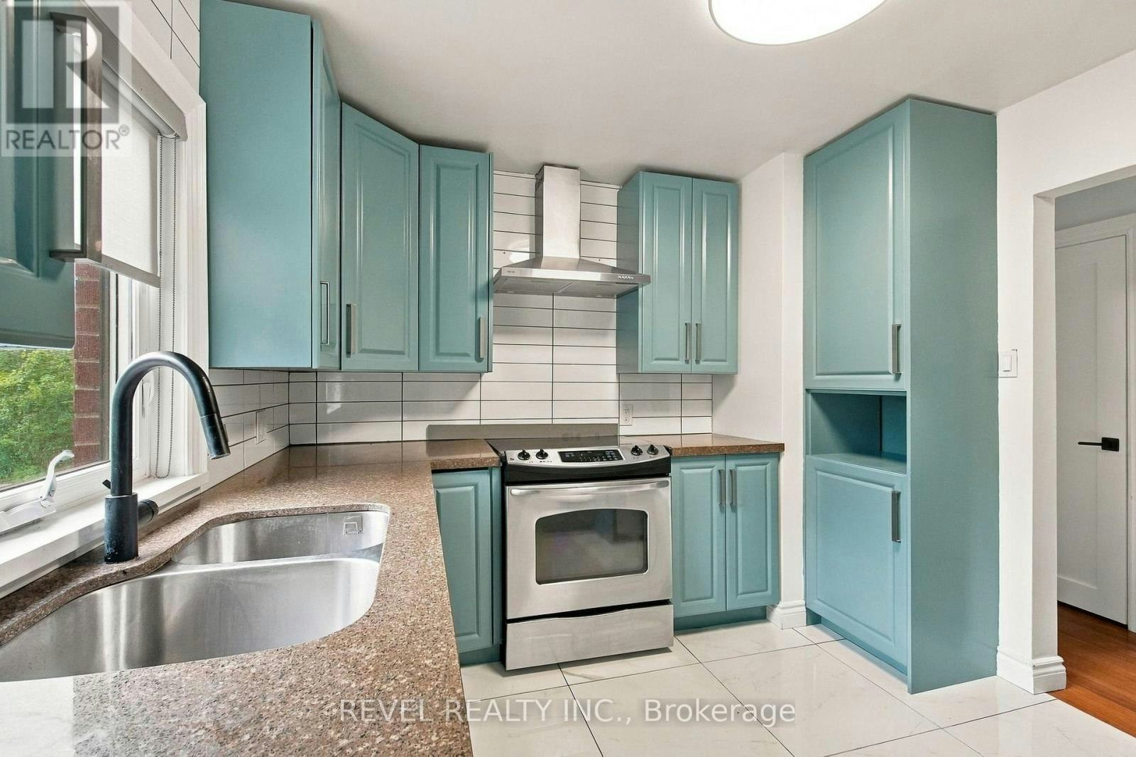 MAIN-990 Harmony Road N, Oshawa, ON, L1H 7K5 - 11