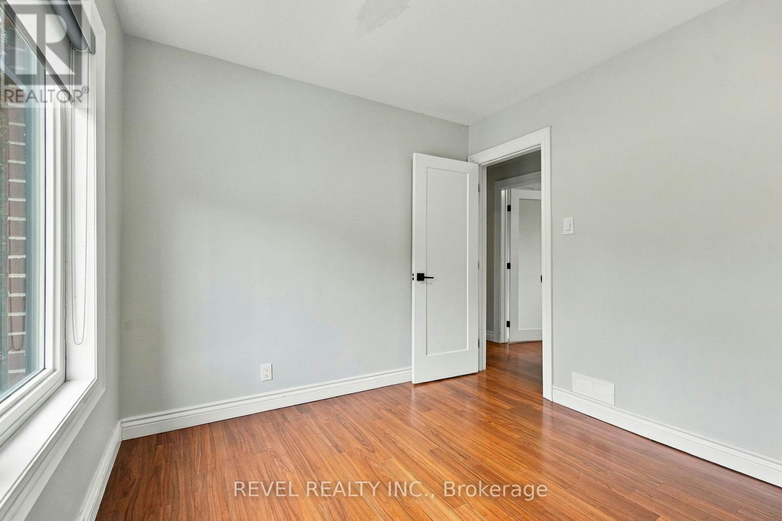 MAIN-990 Harmony Road N, Oshawa, ON, L1H 7K5 - 16