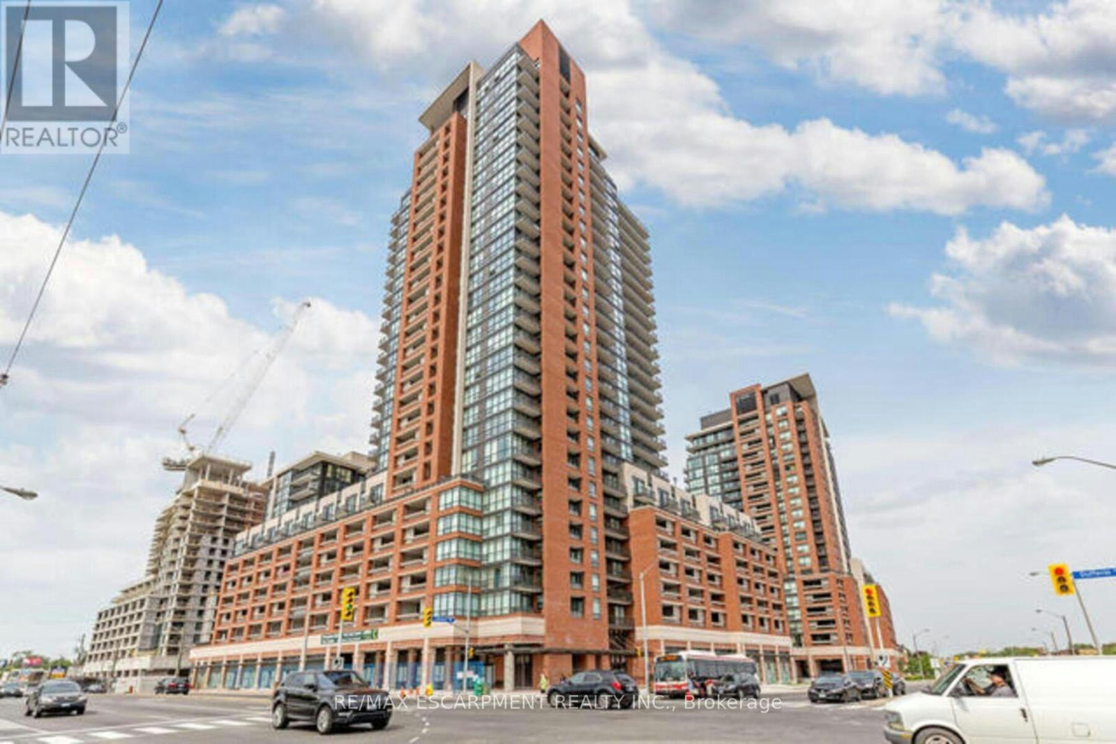 606-830 Lawrence Avenue, Toronto, ON, M6A 1C3