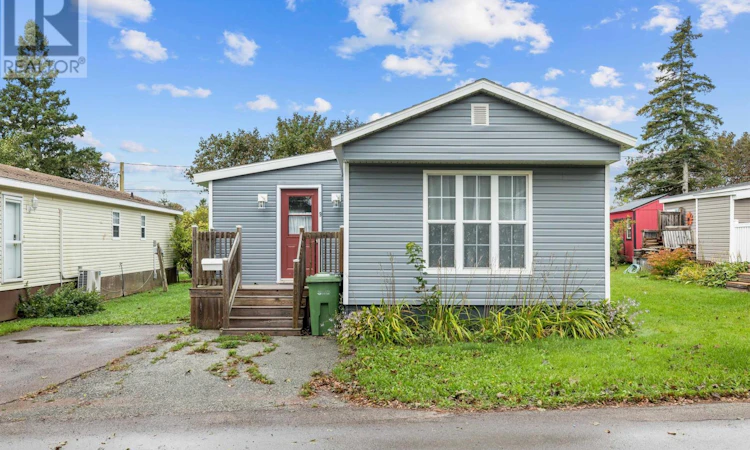 9 Linkletter Estates