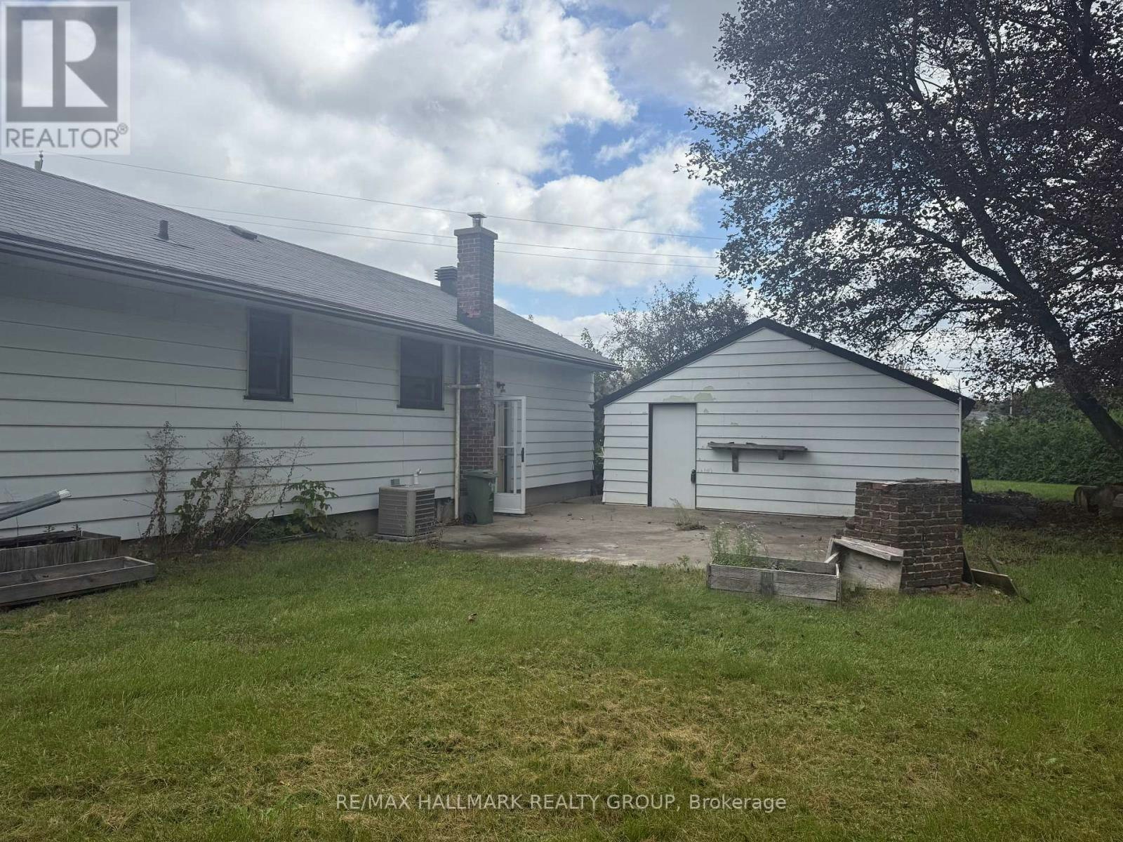 16 Donegal Road, Ottawa, ON, K2S 1P7 - 8