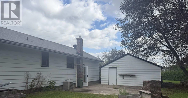 16 Donegal Road, Ottawa, ON, K2S 1P7 - 8