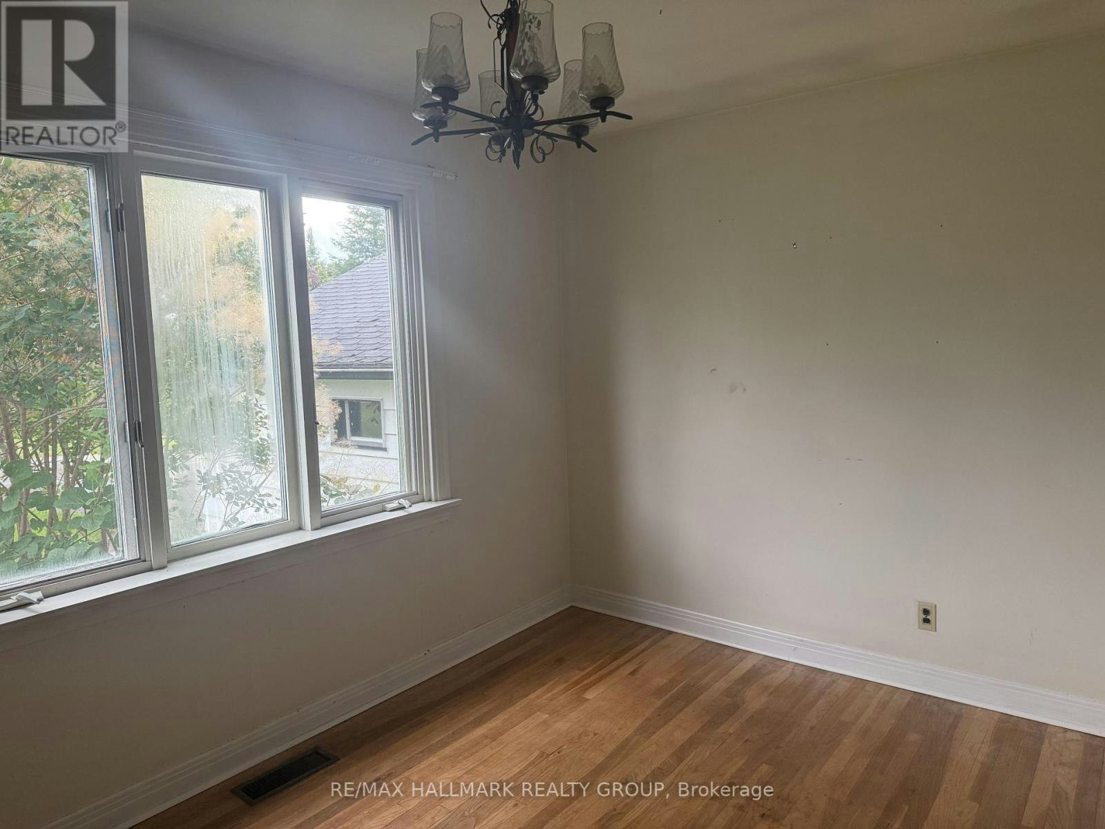 16 Donegal Road, Ottawa, ON, K2S 1P7 - 5