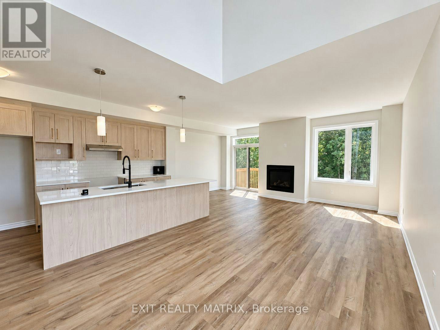 279 Labelle Street, Russell, ON, K0A 1W1 - 5