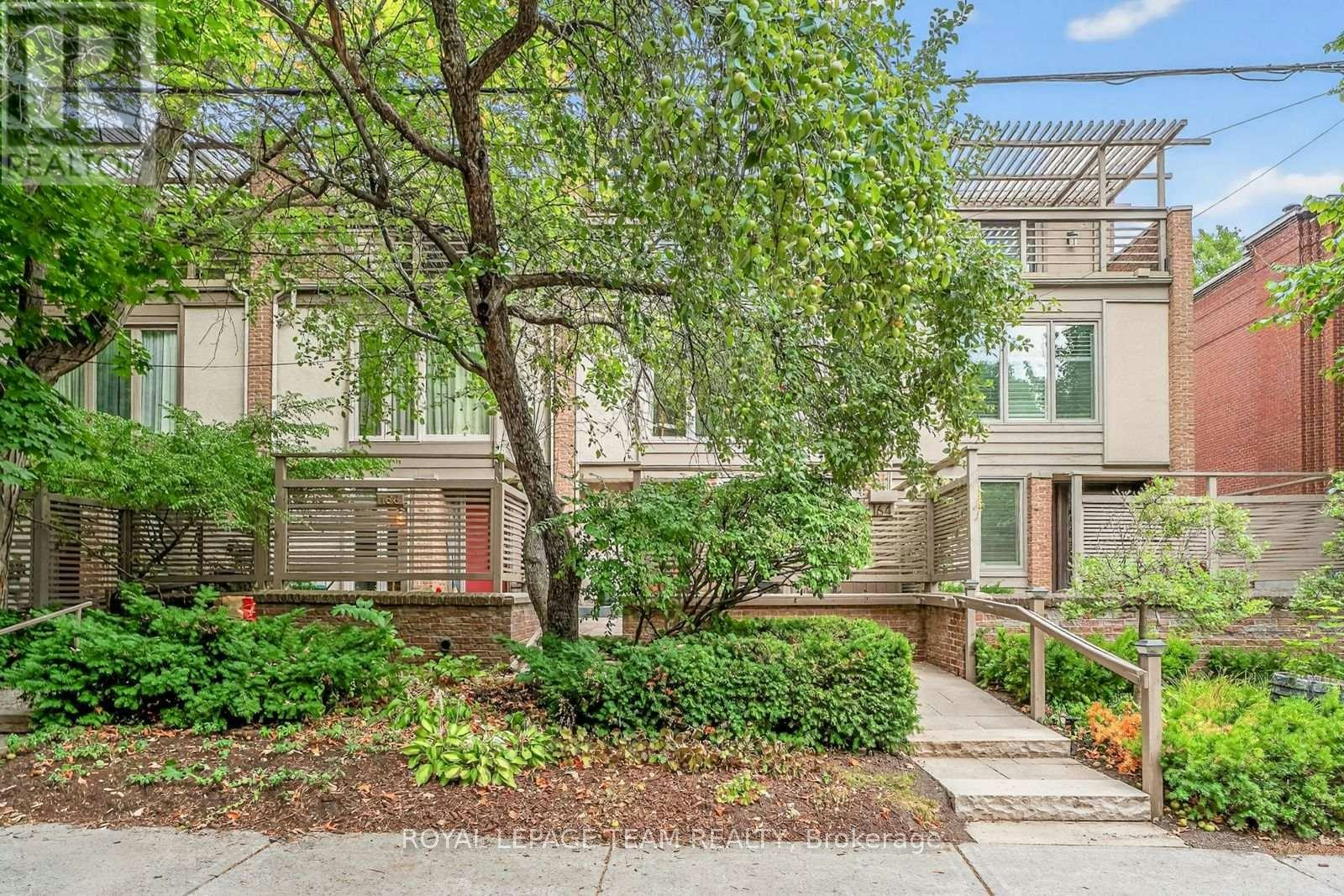 164 Dufferin Road, Ottawa, ON, K1M 2A6