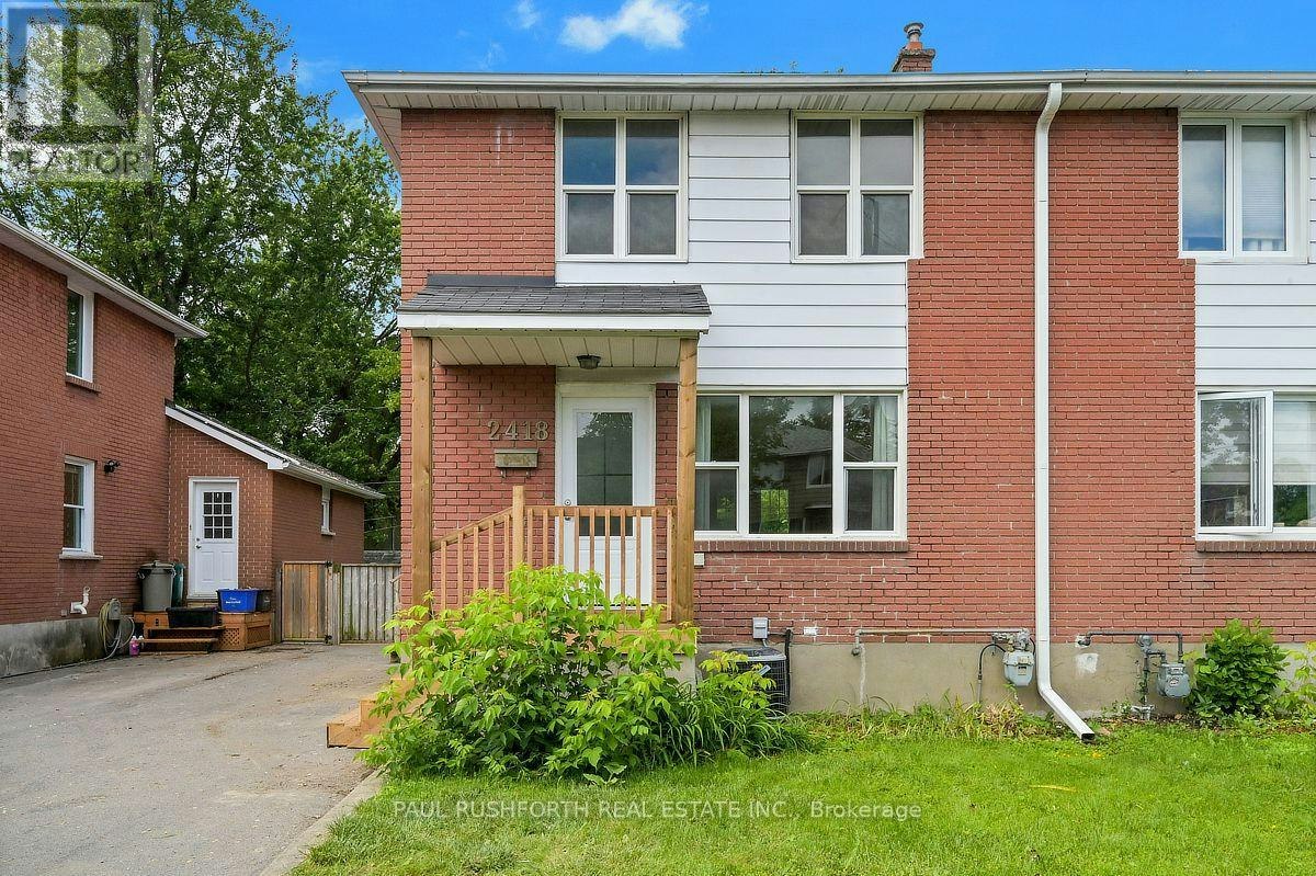 2418 Clementine Boulevard, Ottawa, ON, K1V 8E2